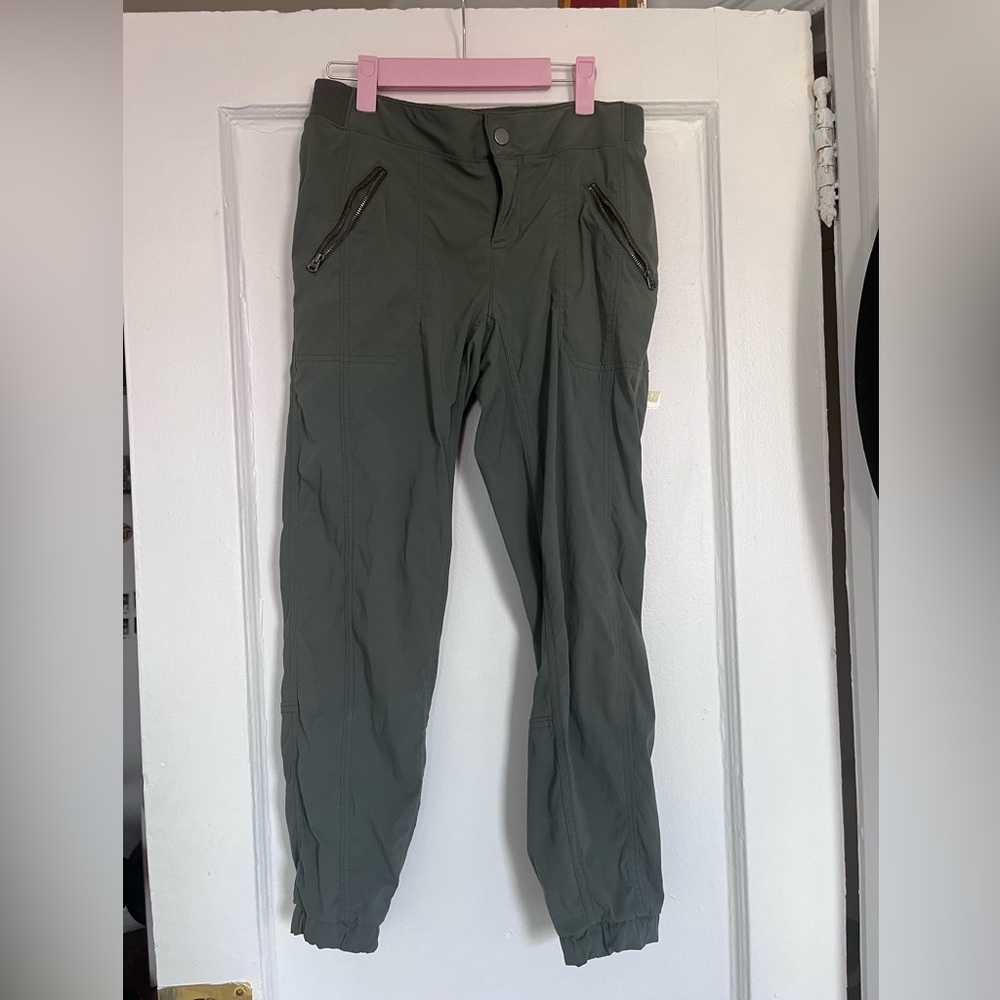 Athleta nylon jogger